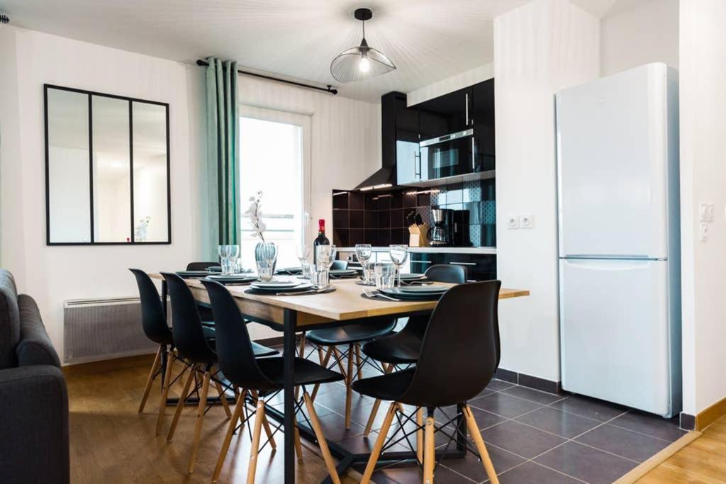 מונטבראן Spacious Suite Disneyland Paris מראה חיצוני תמונה